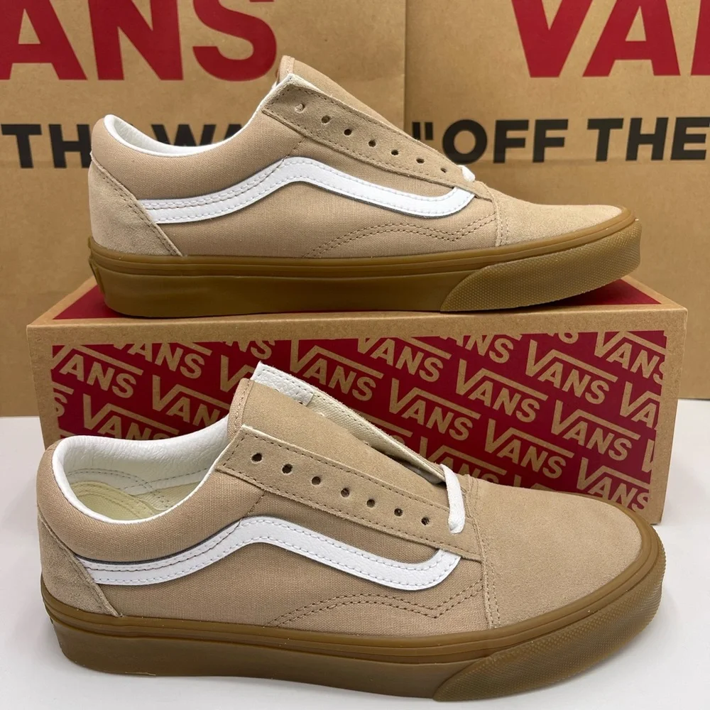Vans WMNS Beige and White Sneakers
Old Skool
Sesame/Gum
VN0A38G1QA2 Sneakers - Picture 15 of 16